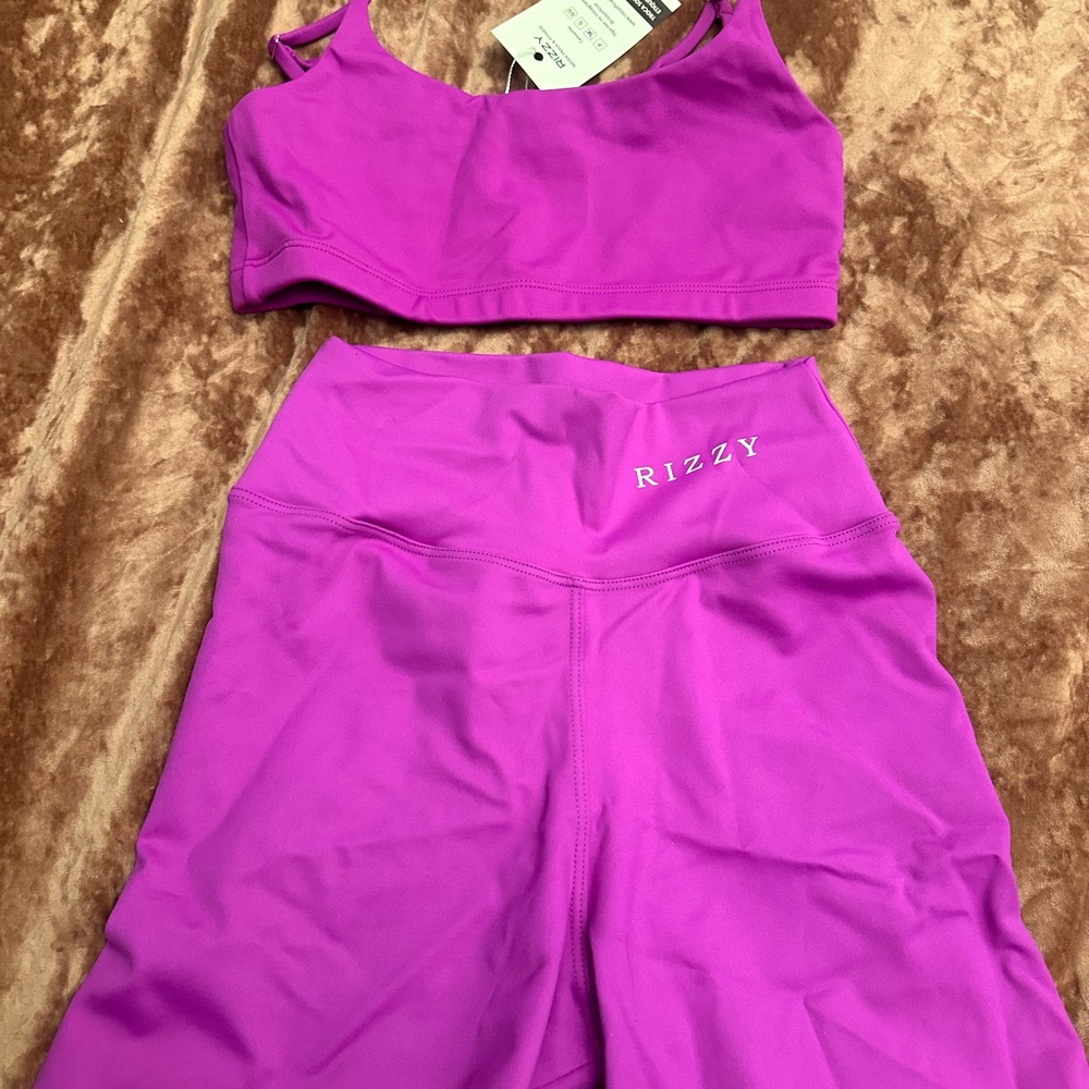 Magenta Workout Set - Picture 7 of 9